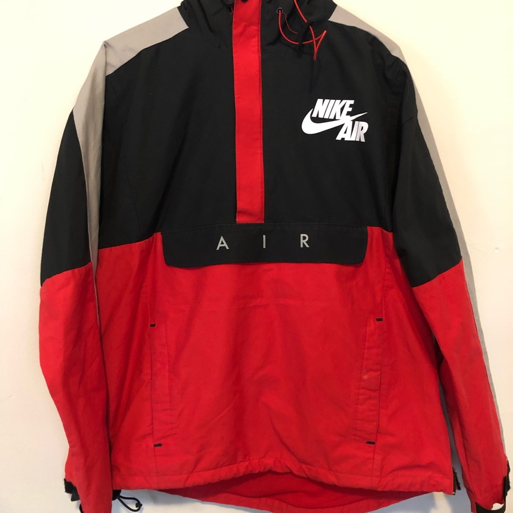 Nike windbreaker w/hood